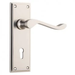 TRADCO DOOR LEVER CAMDEN Door Handles & Levers