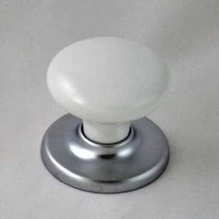 NIDUS CORONA WARDROBE KNOB