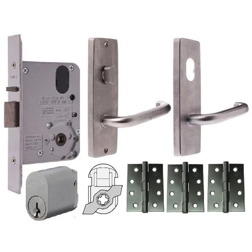 LOCKWOOD DOOR HARDWARE KIT FOR TIMBER DOOR (INC. HINGES, LOCK, HANDLES & CYLINDER) Handles & Hardware 2 LOCKWOOD DOOR HARDWARE KIT FOR TIMBER DOOR (INC. HINGES, LOCK, HANDLES & CYLINDER) Handles & Hardware