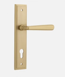 Door Handles & Levers IVER DOOR LEVER COPENHAGEN STEPPED BACKPLATE 44 Door Handles & Levers IVER DOOR LEVER COPENHAGEN STEPPED BACKPLATE