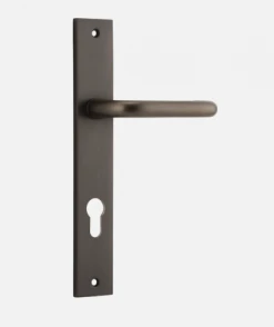 Door Handles & Levers IVER DOOR LEVER OSLO RECTANGULAR BACKPLATE 31 Door Handles & Levers IVER DOOR LEVER OSLO RECTANGULAR BACKPLATE